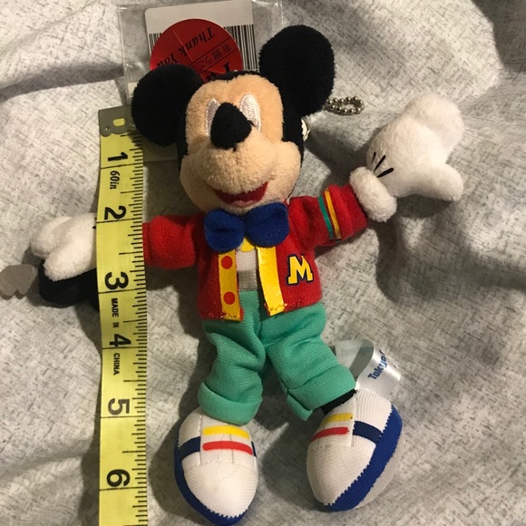 SOLD👹Tokyo Disney Resort Mickey Chain Keychain NT - Picture 4 of 5